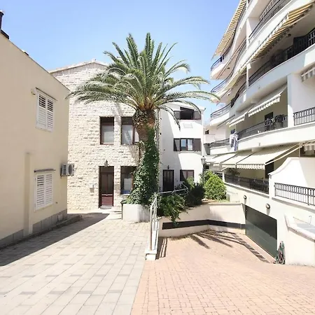 Obradovic Apartamento *
