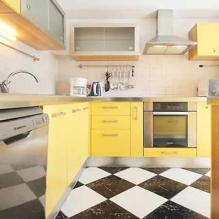 Obradovic * Makarská